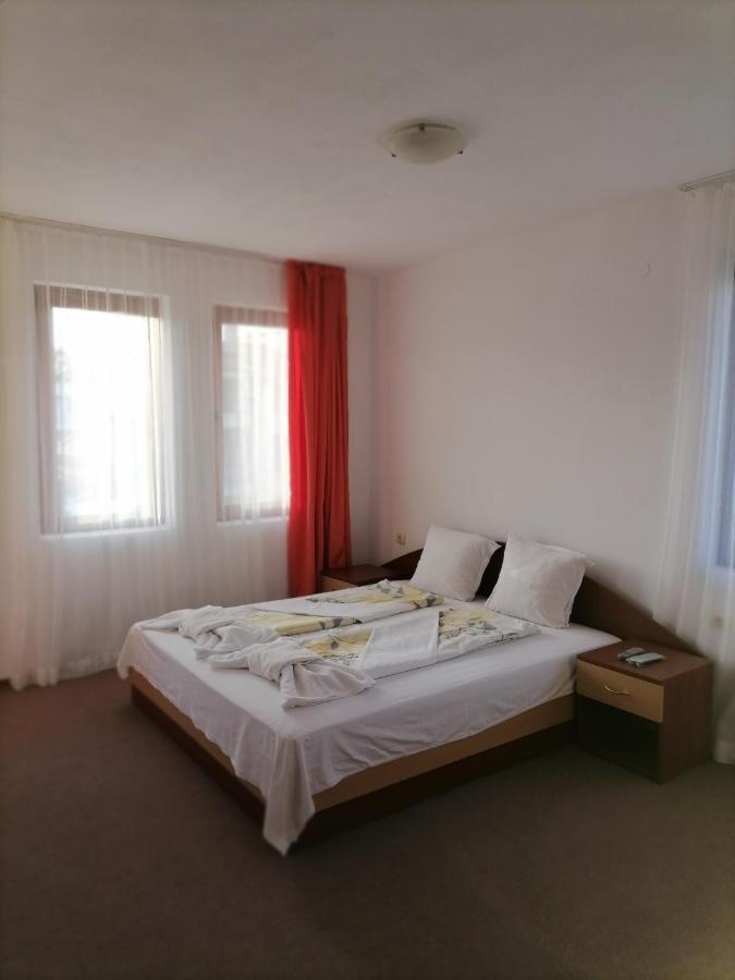 Ivet Guest House Obzor Buitenkant foto