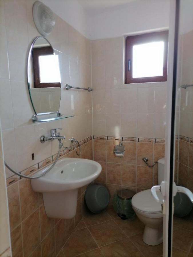 Ivet Guest House Obzor Buitenkant foto
