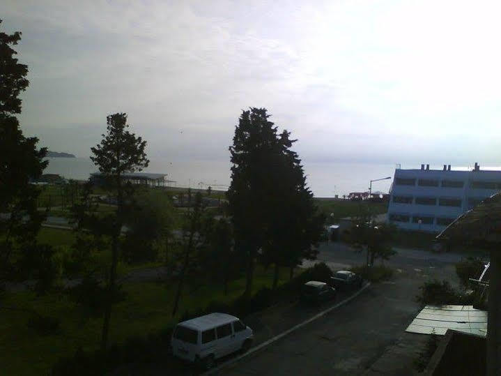 Ivet Guest House Obzor Buitenkant foto